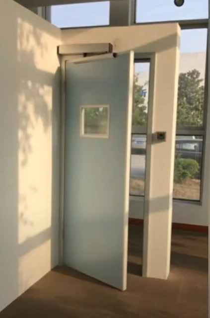 Automatización de puerta batiente residencial